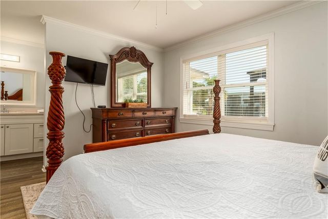 832 Desoto Drive, Dauphin Island, AL 36528