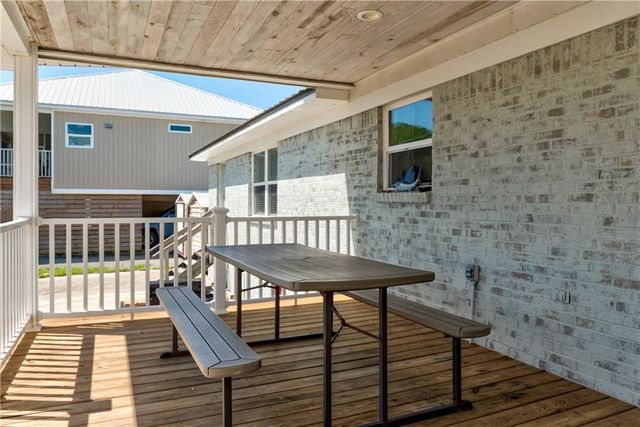 832 Desoto Drive, Dauphin Island, AL 36528