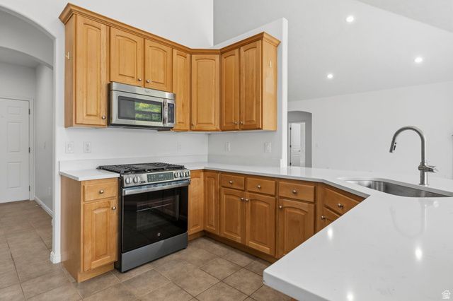 2084 TUSCANY WAY, Pleasant Grove, UT 84062