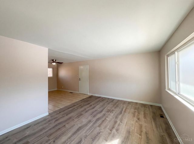 8724 Neptune Drive, Springfield Twp., OH 45231