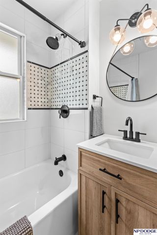 2501 Hanscom Boulevard Boulevard, Omaha, NE 68105