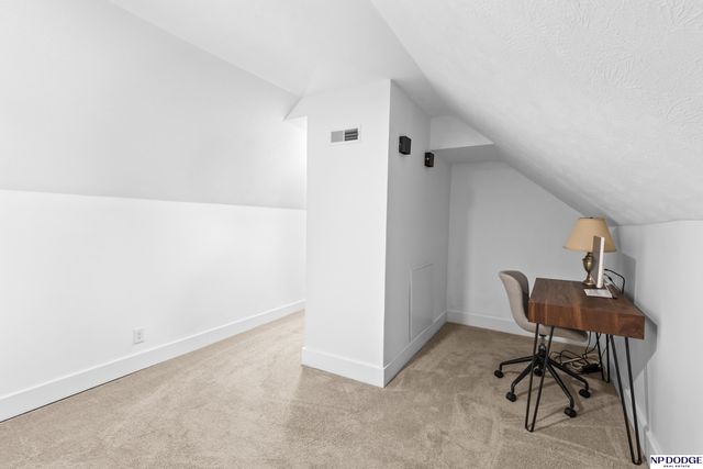 2501 Hanscom Boulevard Boulevard, Omaha, NE 68105
