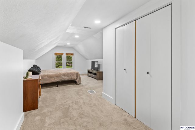 2501 Hanscom Boulevard Boulevard, Omaha, NE 68105