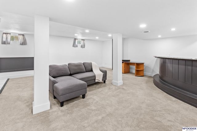 2501 Hanscom Boulevard Boulevard, Omaha, NE 68105