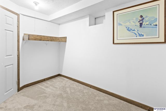 2501 Hanscom Boulevard Boulevard, Omaha, NE 68105