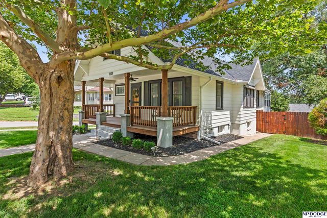 2501 Hanscom Boulevard Boulevard, Omaha, NE 68105