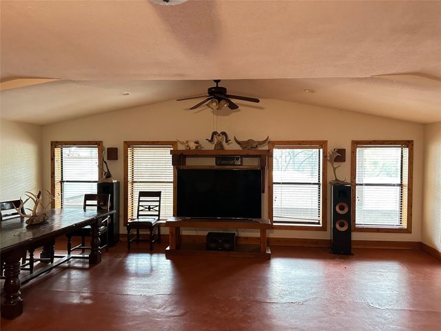 19605 Bee Creek Tavern RD, Spicewood, TX 78669