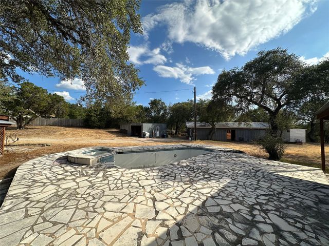19605 Bee Creek Tavern RD, Spicewood, TX 78669