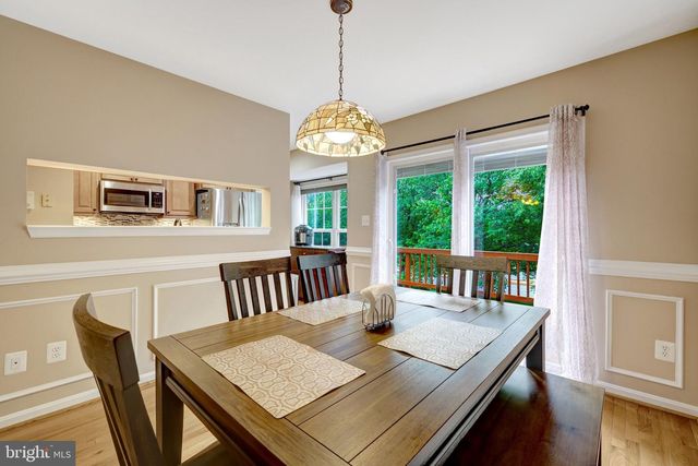 45610 WHITCOMB SQ, Sterling, VA 20166