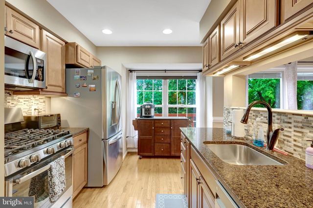 45610 WHITCOMB SQ, Sterling, VA 20166