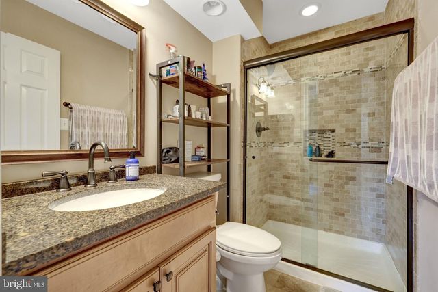 45610 WHITCOMB SQ, Sterling, VA 20166