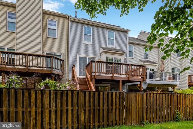 45610 WHITCOMB SQ, Sterling, VA 20166