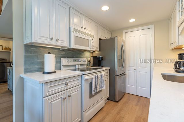 10 S Forest Beach Dr Apt 412, Hilton Head Island, SC 29928