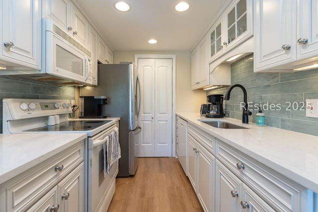 10 S Forest Beach Dr Apt 412, Hilton Head Island, SC 29928