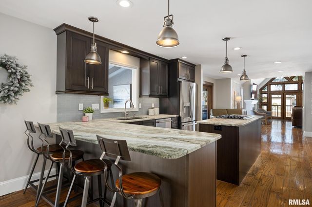 1001 E POLK Street, Morton, IL 61550