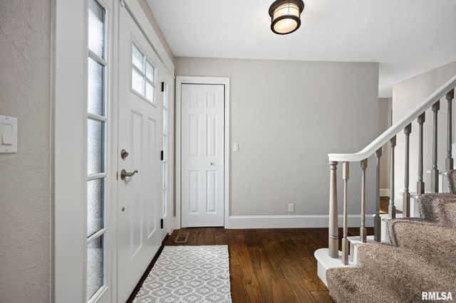 1001 E POLK Street, Morton, IL 61550