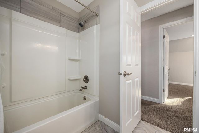 1001 E POLK Street, Morton, IL 61550