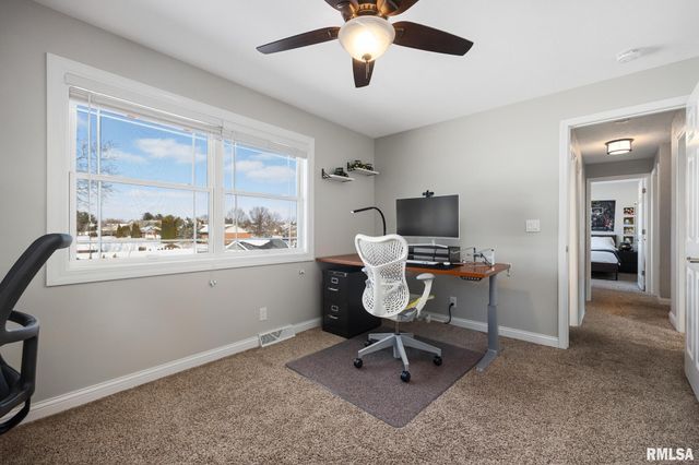 1001 E POLK Street, Morton, IL 61550