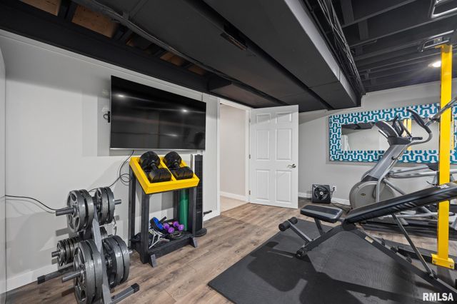 1001 E POLK Street, Morton, IL 61550