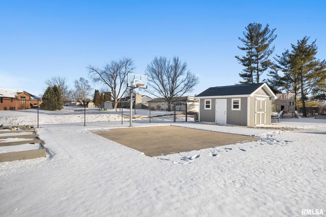 1001 E POLK Street, Morton, IL 61550