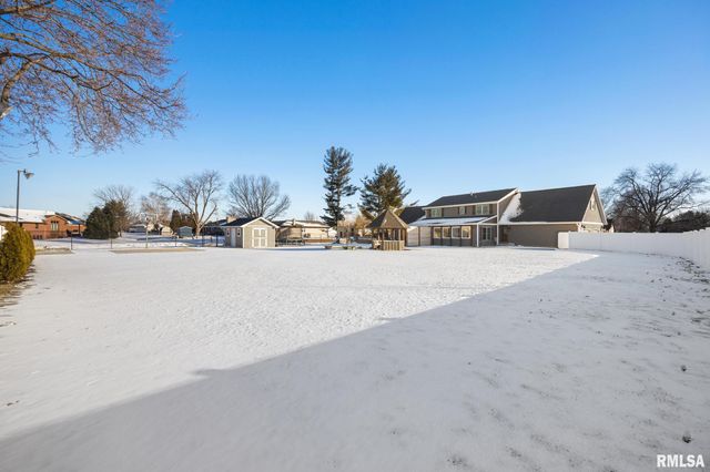 1001 E POLK Street, Morton, IL 61550