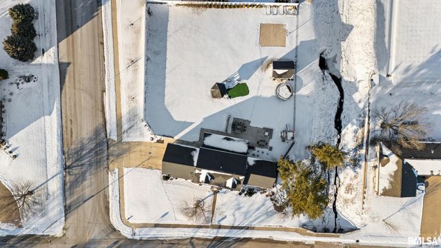 1001 E POLK Street, Morton, IL 61550