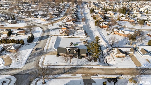 1001 E POLK Street, Morton, IL 61550