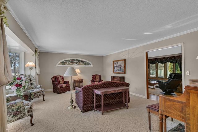 2007 Summit Drive, Saint Cloud, MN 56303