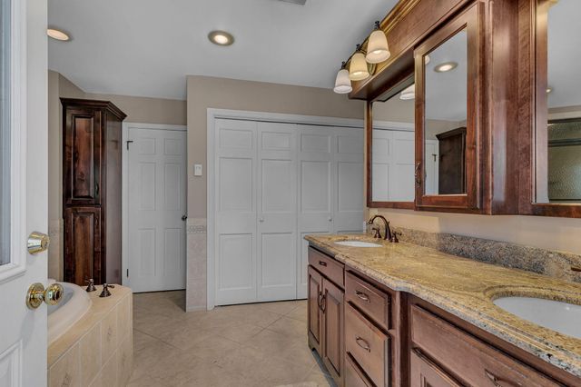 2007 Summit Drive, Saint Cloud, MN 56303