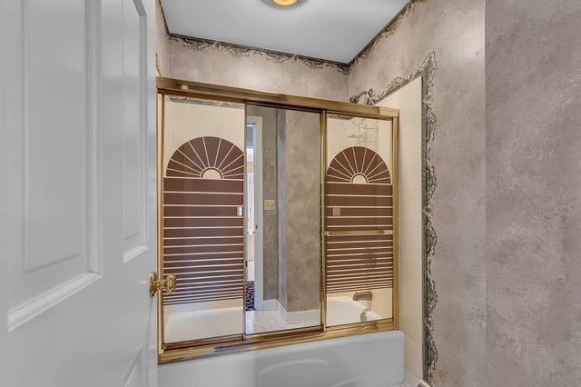 2007 Summit Drive, Saint Cloud, MN 56303