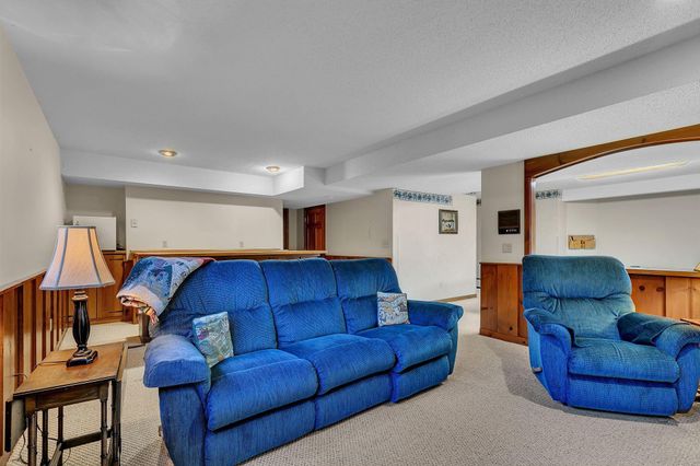 2007 Summit Drive, Saint Cloud, MN 56303