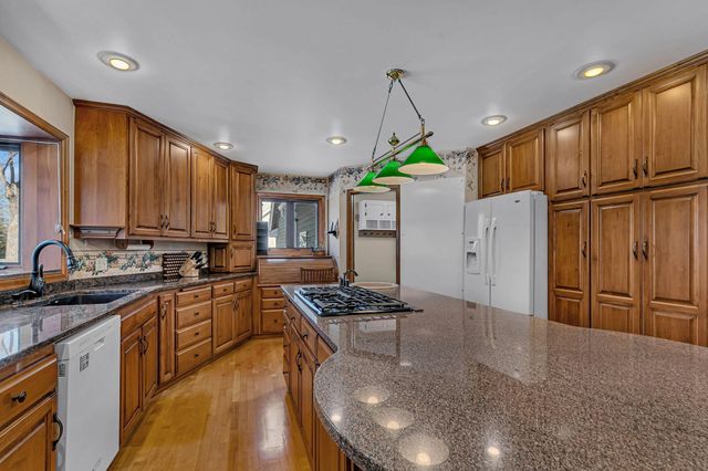 2007 Summit Drive, Saint Cloud, MN 56303