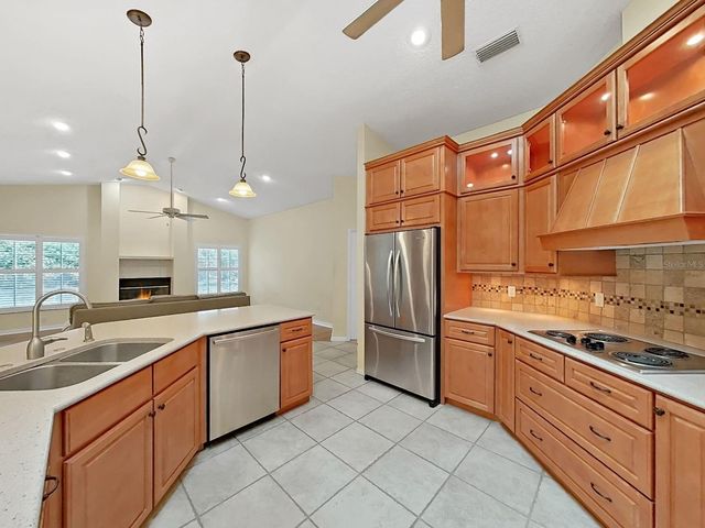 611 TOMOKA DRIVE, Palm Harbor, FL 34683