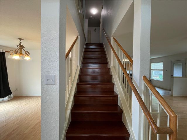 2215 ADA LN, Round Rock, TX 78664