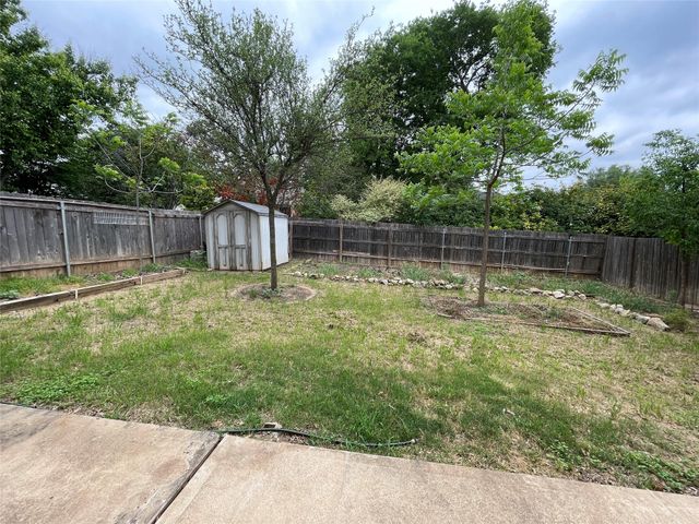 2215 ADA LN, Round Rock, TX 78664