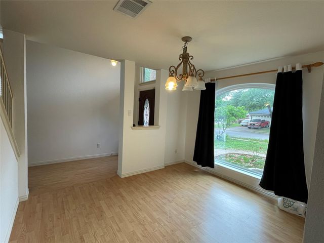 2215 ADA LN, Round Rock, TX 78664