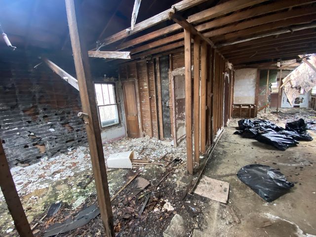 4363 Monroe Street, Gary, IN 46408