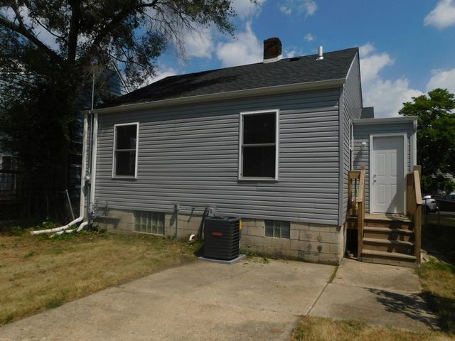 2714 162nd Place, Hammond, IN 46323