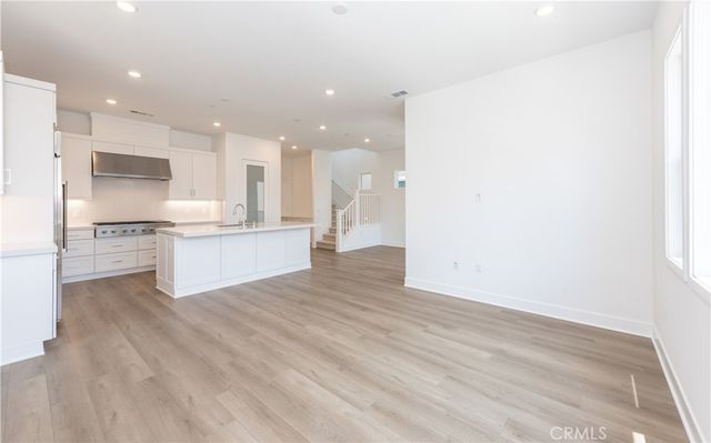 136 Seep, Irvine, CA 92618