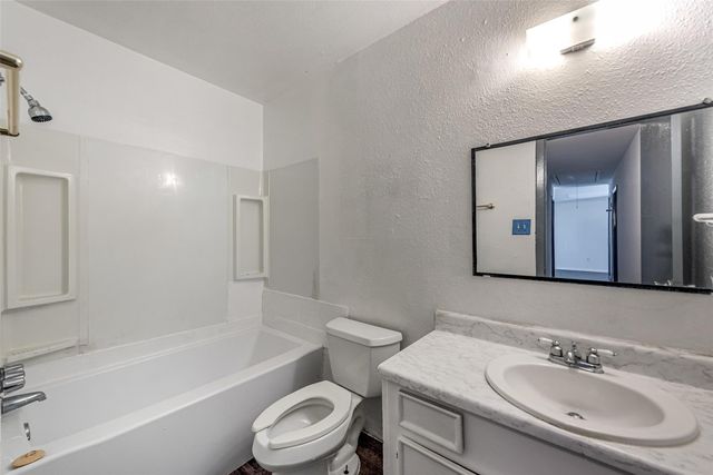 3348 Scotch Moss Lane, La Porte, TX 77571