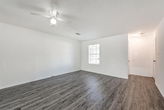 3348 Scotch Moss Lane, La Porte, TX 77571