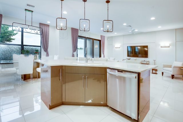 10222 Akenside Drive, Boca Raton, FL 33428