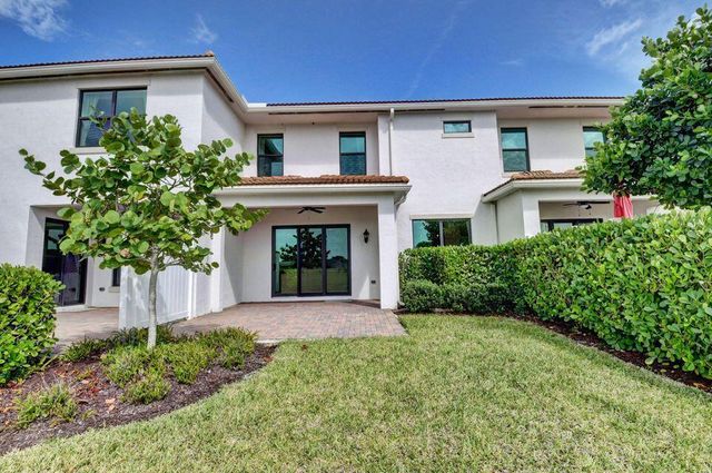 10222 Akenside Drive, Boca Raton, FL 33428