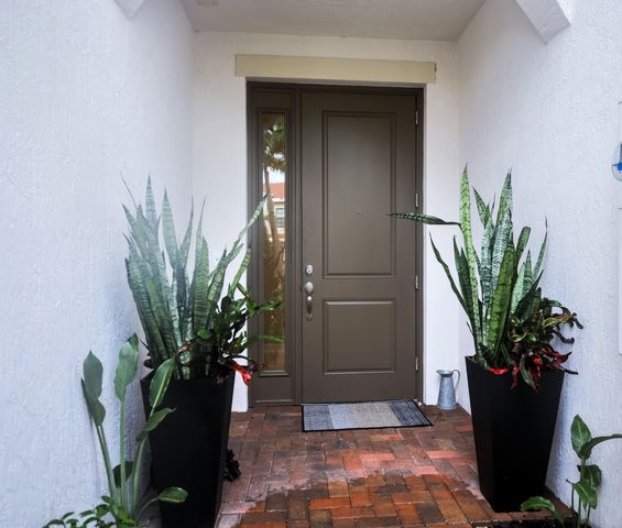 10222 Akenside Drive, Boca Raton, FL 33428