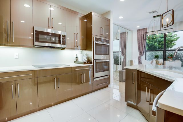 10222 Akenside Drive, Boca Raton, FL 33428