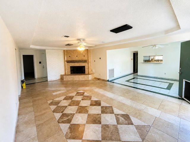 3827 Addicks Clodine Road, Houston, TX 77082