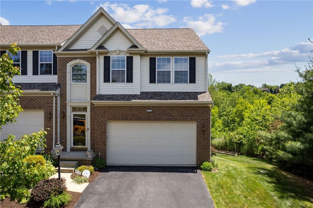 311 Horizon Dr, Monroeville, PA 15146