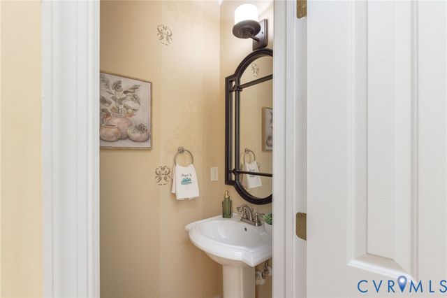 12669 Fawn Ln, Goochland, VA 23233