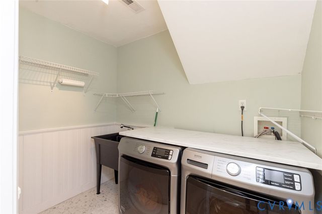 12669 Fawn Ln, Goochland, VA 23233