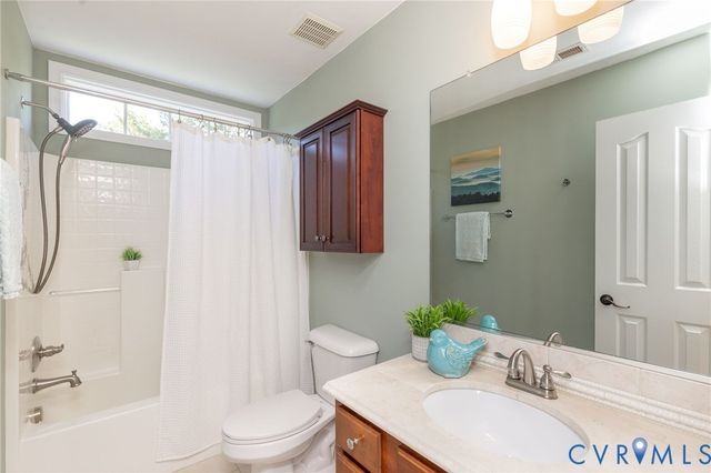 12669 Fawn Ln, Goochland, VA 23233